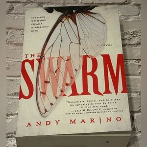 🍒Books 3 for $10🍒The Swarm by Andy Marino